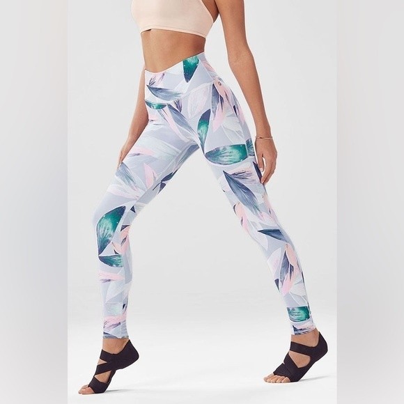 Fabletics Define PowerHold High-Waisted Leggings S Purple Tropical Print - Picture 2 of 7